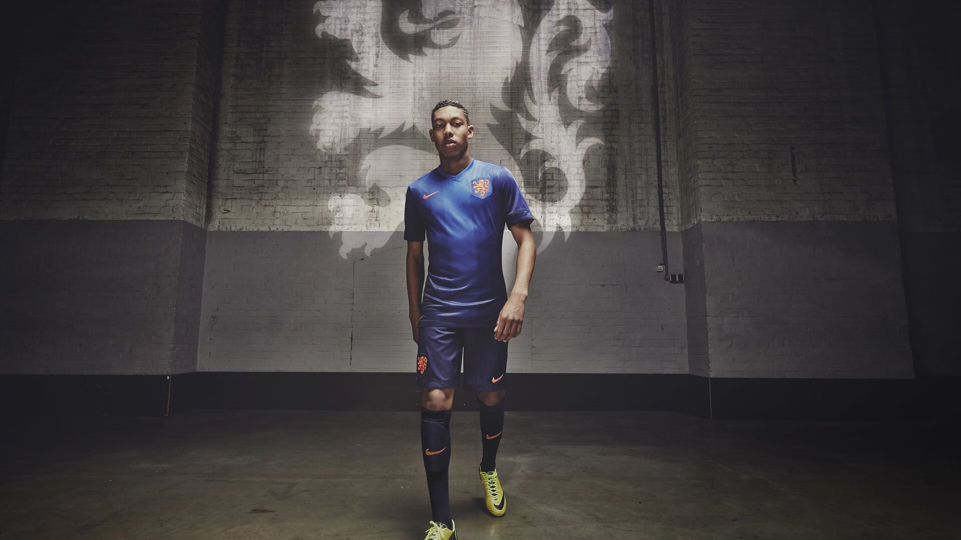 铁血蓝桥的叹息之夜,卡瓦哈尔的致命一击与尤文的巅峰艺术